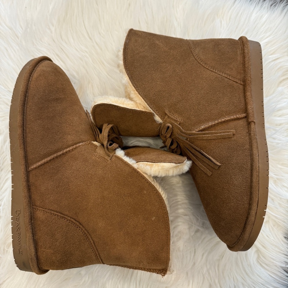 Great❗️BEARPAW Christie Suede Sheepskin Fringe Boots – Hickory (Chestnut Brown) - Picture 5 of 10